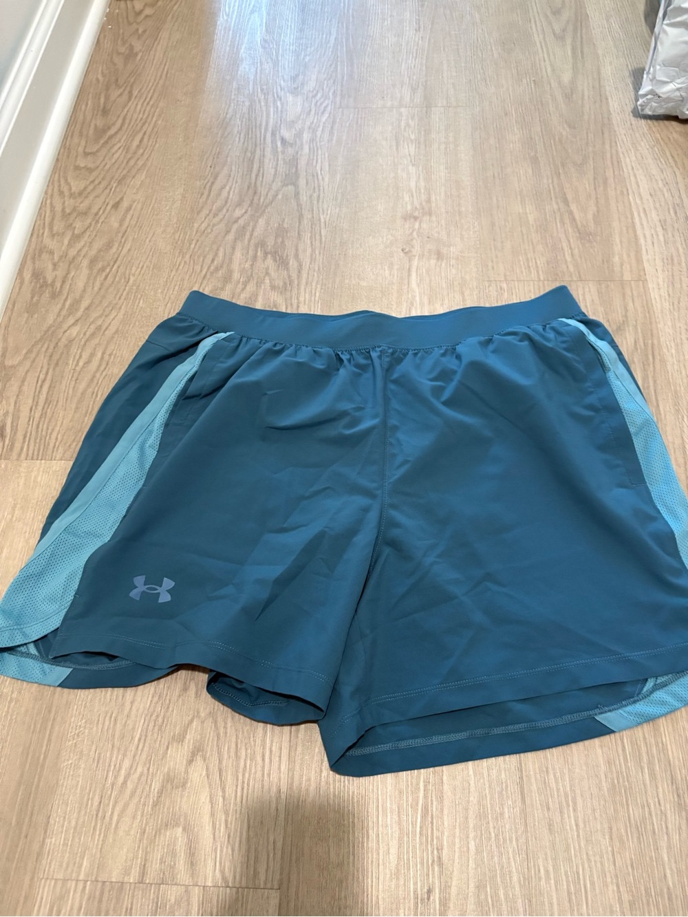 Under Armour Brief Lined Shorts